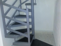 51.SCALA PIANTA QUADRA